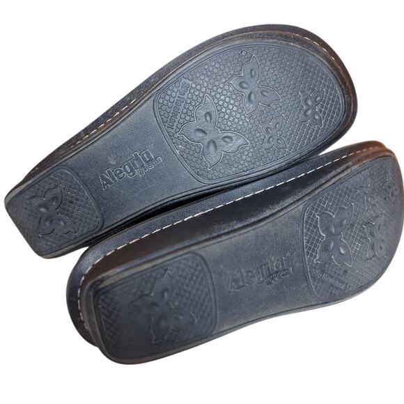 Alegria Debra embossed leather clogs comfort shoes black nursing shoe EU40/US9.5 - Picture 2 of 6